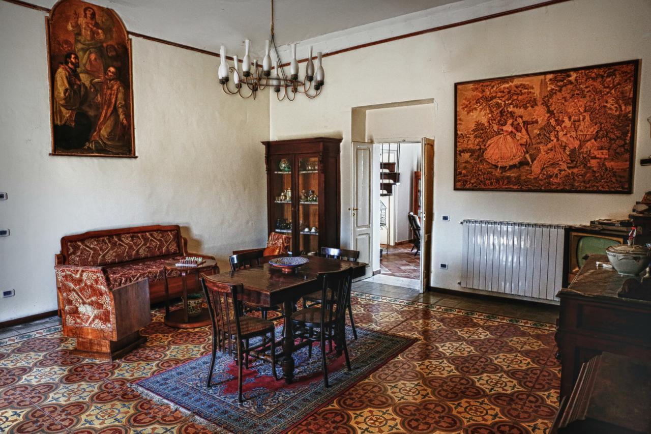 La Pietra D'Argento Bed and Breakfast Caserta Vecchia Eksteriør billede