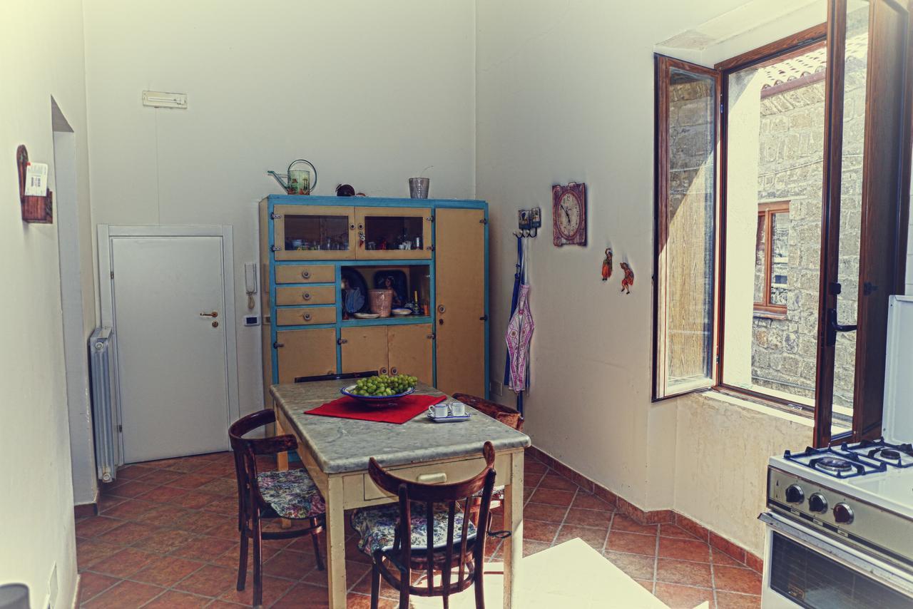 La Pietra D'Argento Bed and Breakfast Caserta Vecchia Eksteriør billede